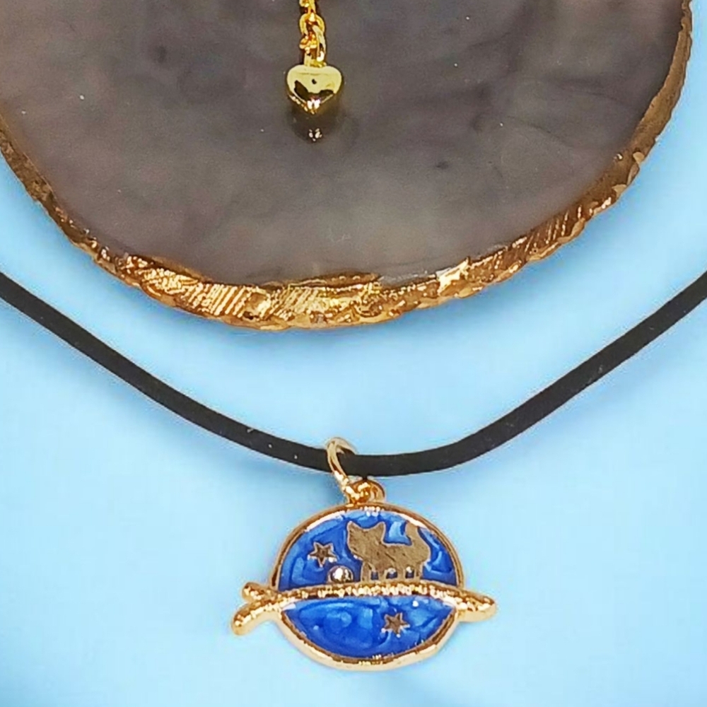 Cord Medallion Necklace Coin Charm Cat & Stars Night Sky New Age Grunge 1990s